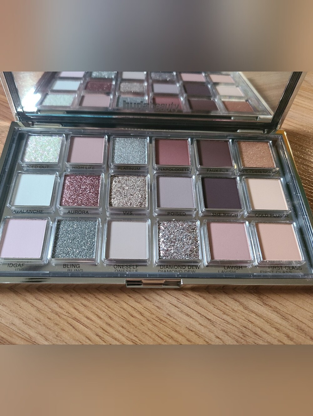 HUDA BEAUTY Icy Nude Eyeshadow Palette - Picture 6 of 6
